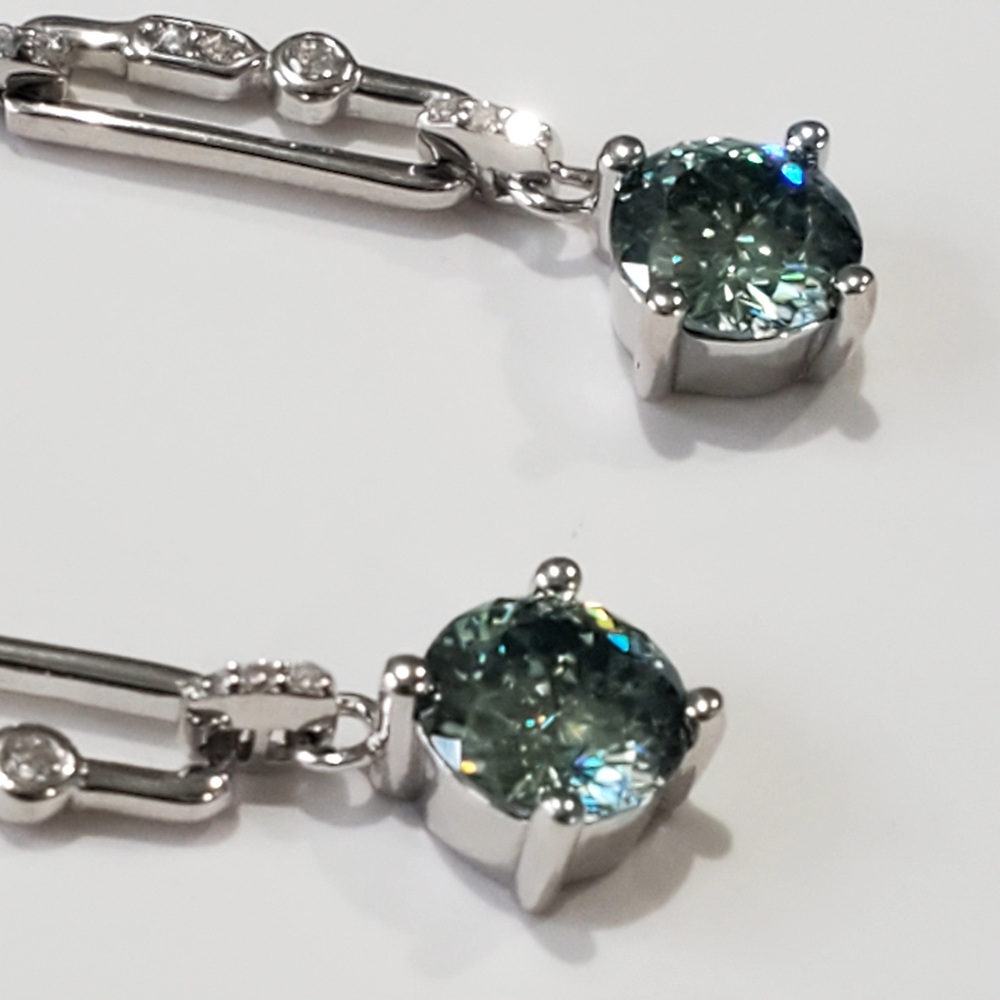 πNEW 2 Ctw Green Diamond Drop Earrings - Picture 3 of 12
